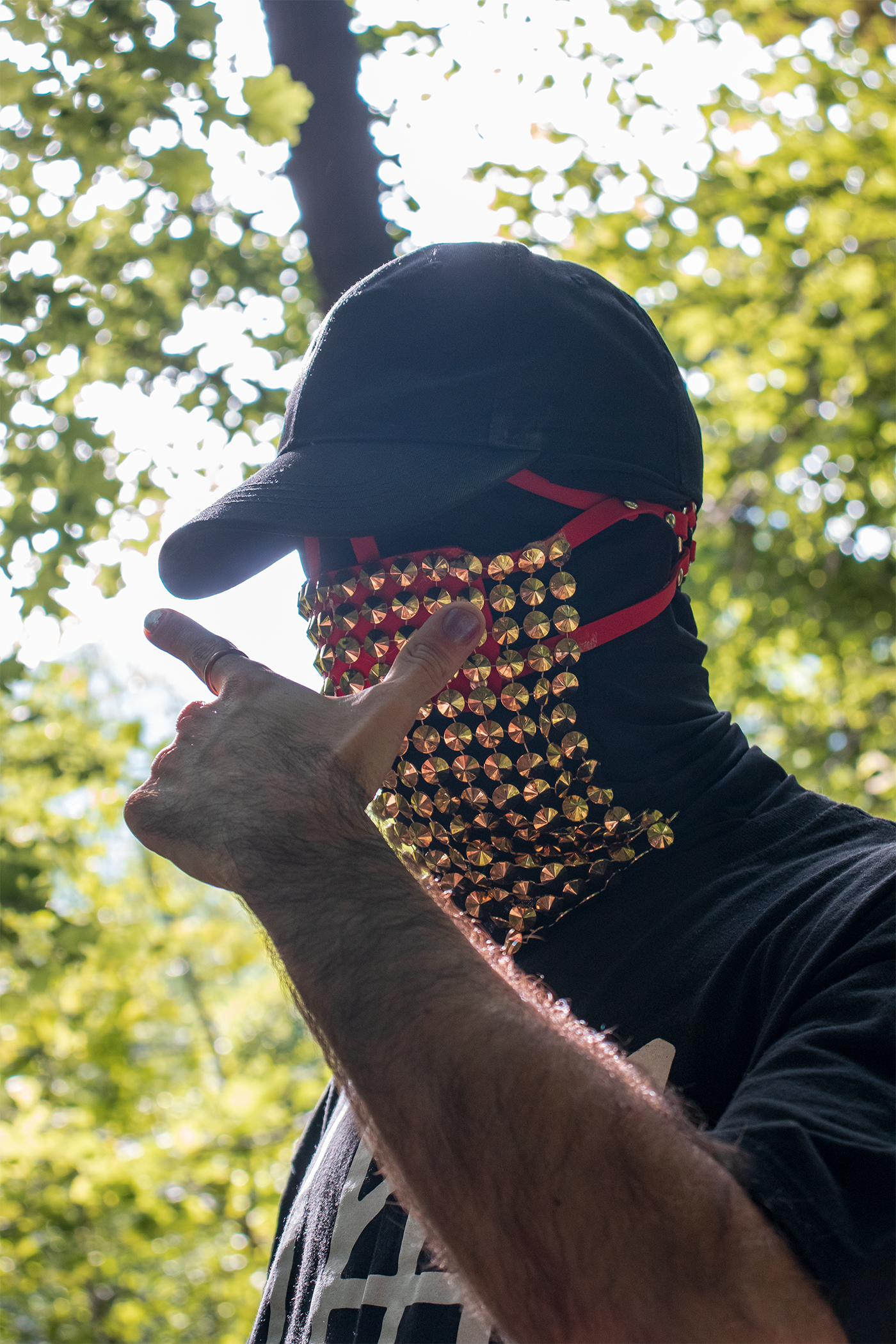 Lukrø retratado por Yous en los bosques de Lecco, Italia (2023)